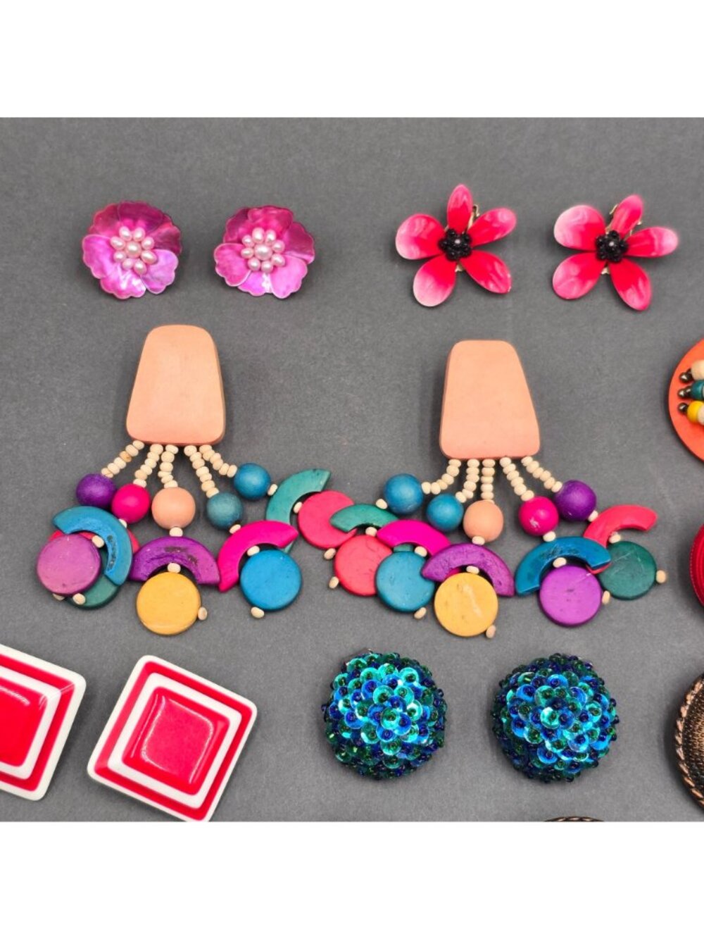 VTG 80s Clip On Earring Lot Bold Bright Mod Boho Lucite Neon 18pc - Picture 5 of 10